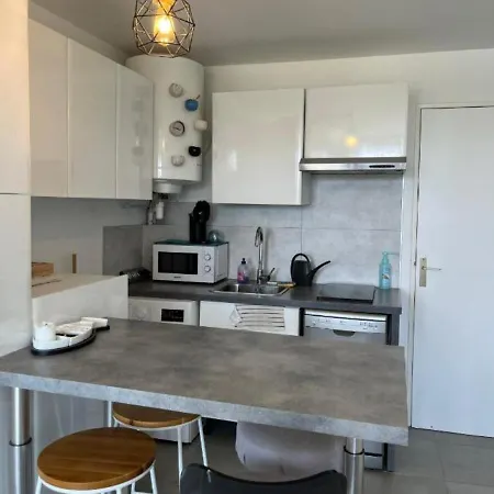 A Port Camargue Apartment *